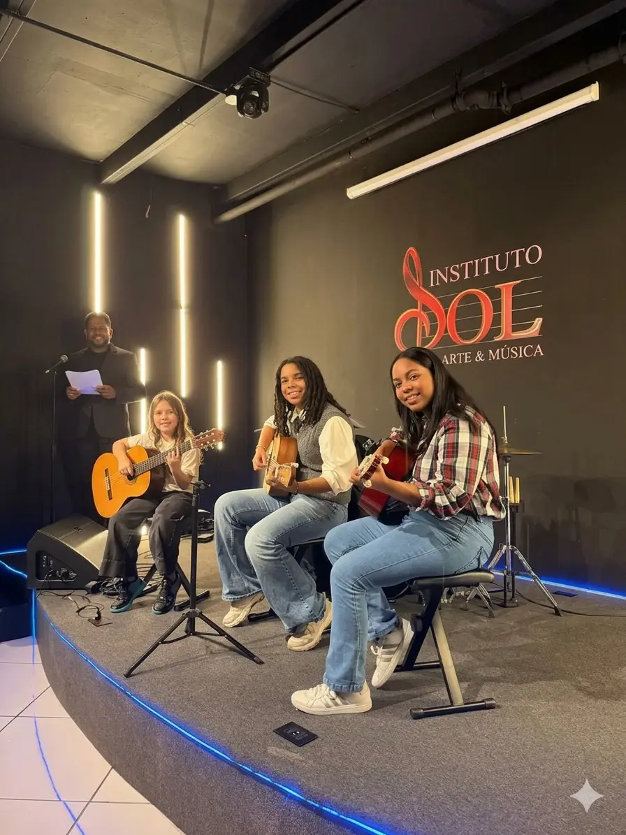 Niños empezando su vida musical en instituto sol